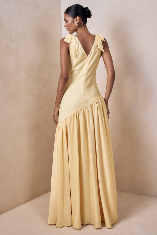 Cala | Vestido Largo de satén color limón con escote pronunciado y mangas con lazo