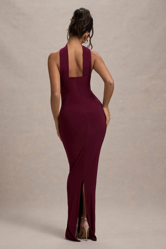 Nobu | Vestido largo con escote bandeau y cuello halter en color burdeos