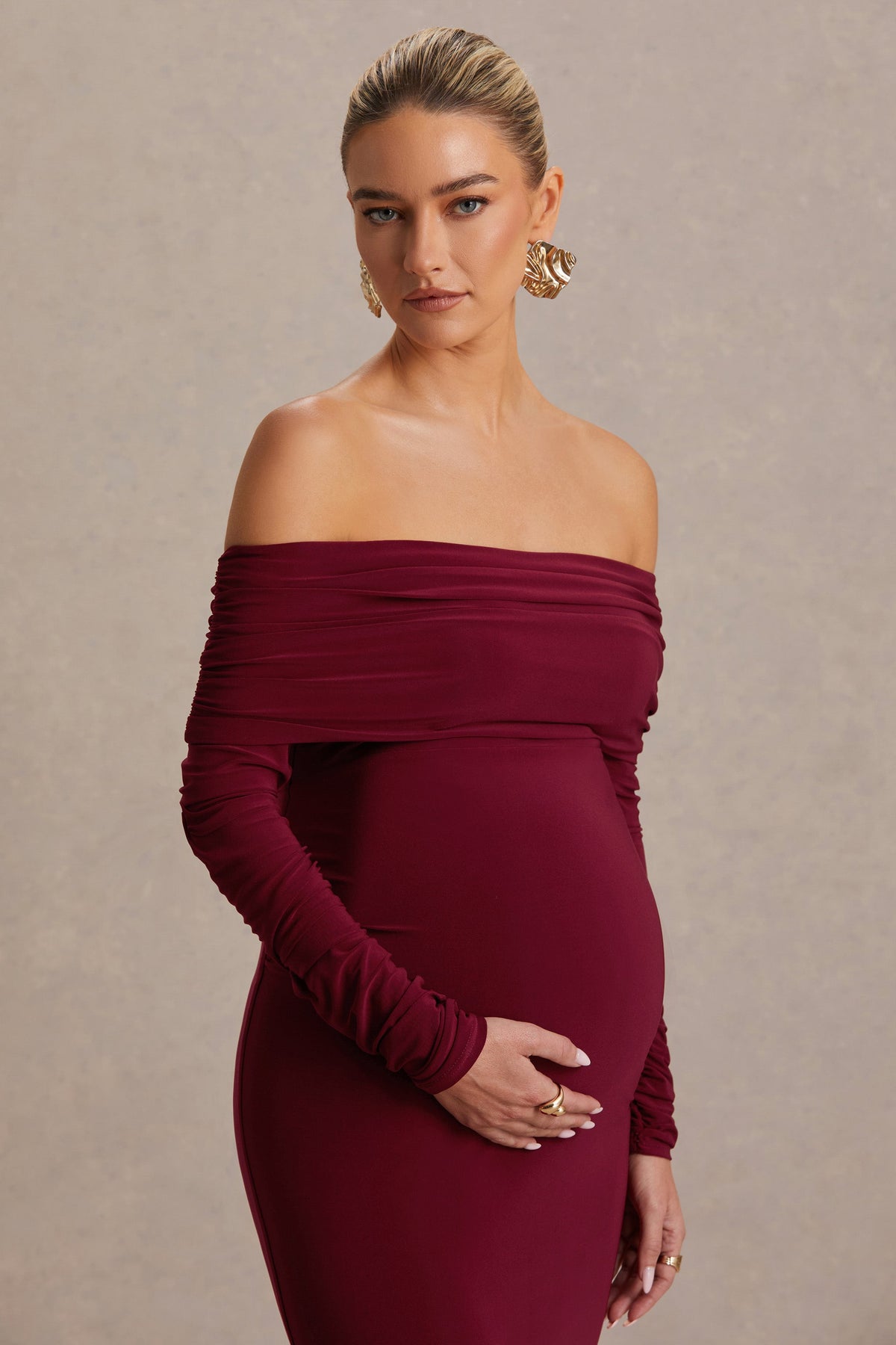 Odessa | Vestido Largo Premamá Color Baya con Escote Bardot