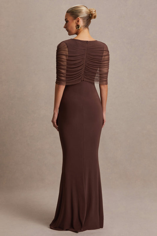 Zaria | Vestido Largo Marrón con Escote Redondo y Capa Superpuesta