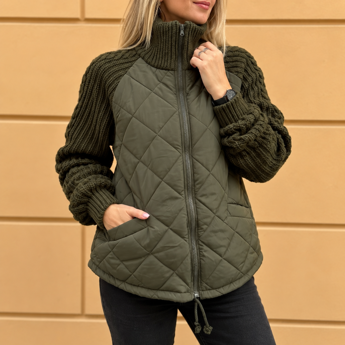 Nienke™ | Warme Steppjacke mit Strickärmeln