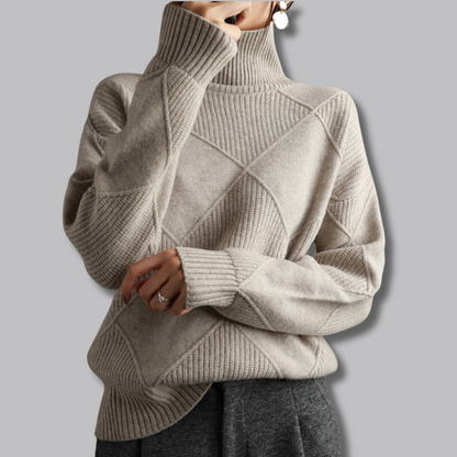 Astrid™ | Weicher Rollkragenpullover mit Rautenmuster