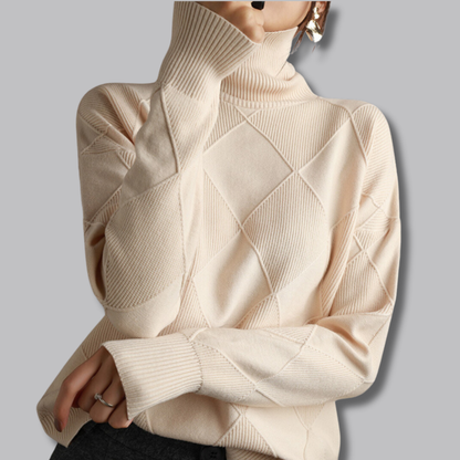 Astrid™ | Weicher Rollkragenpullover mit Rautenmuster