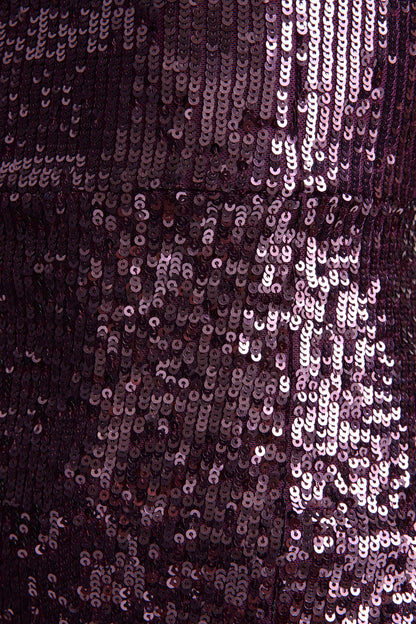 High Life | Vestido Largo Ciruela De Lentejuelas Con Escote Cuadrado