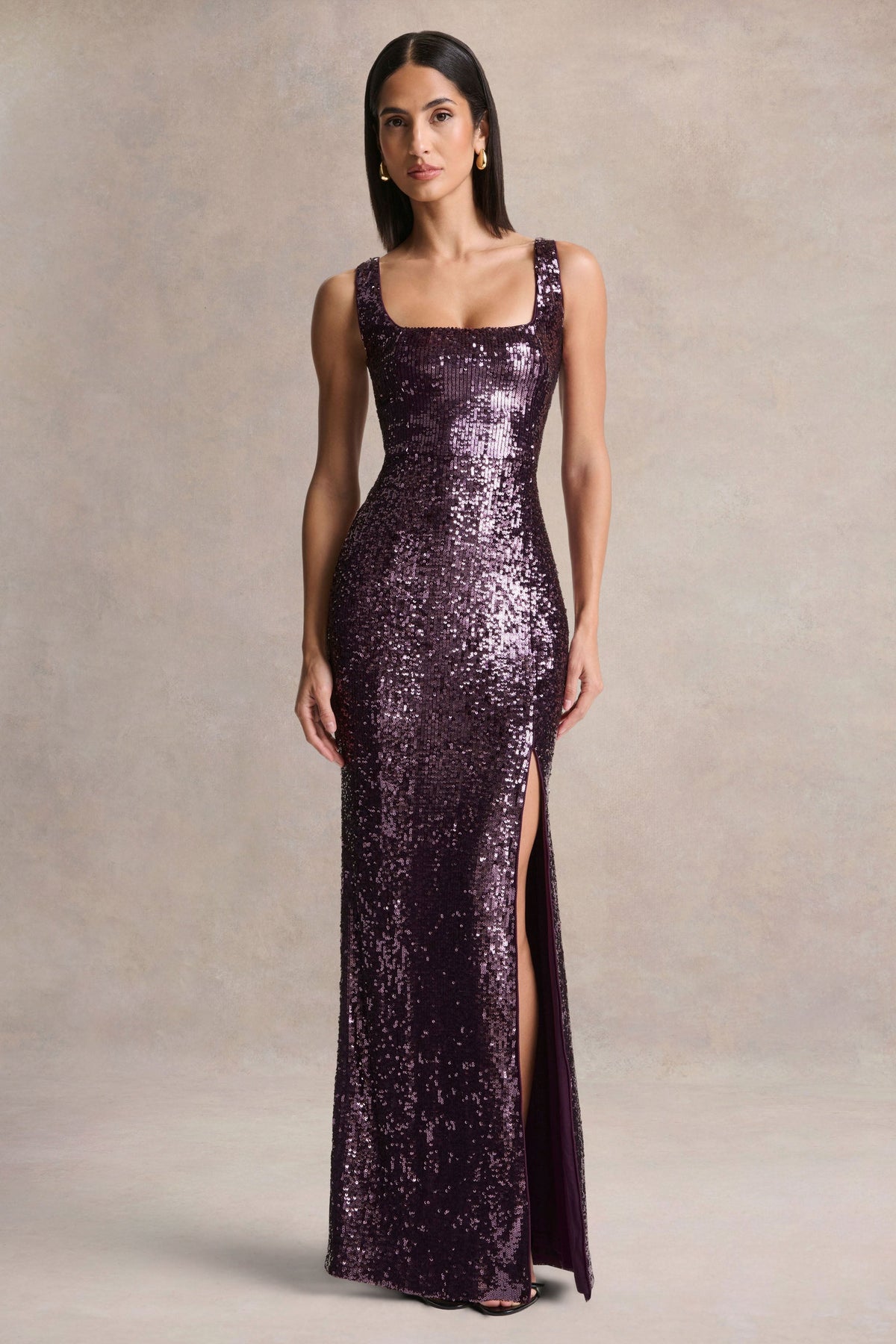 High Life | Vestido Largo Ciruela De Lentejuelas Con Escote Cuadrado