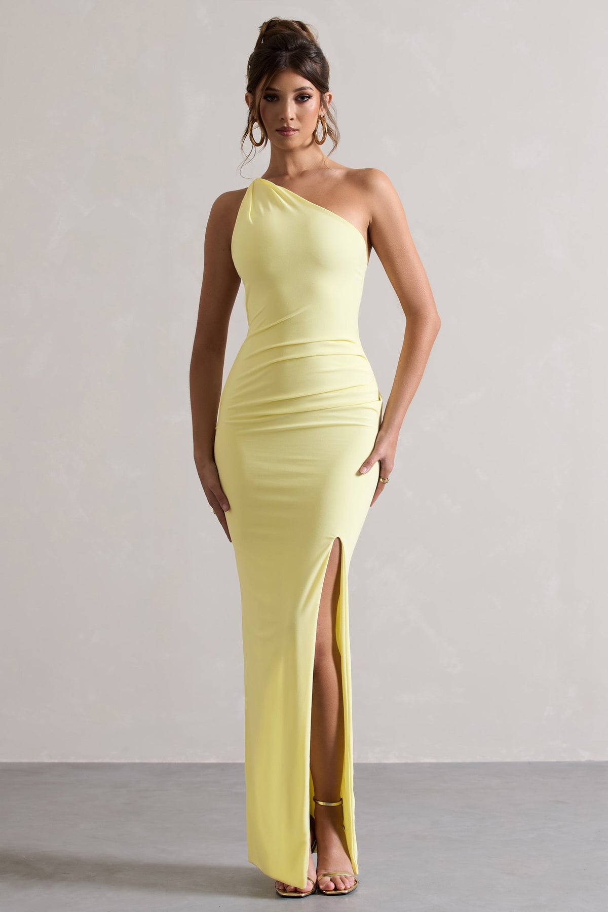 Dressing Up | Vestido Largo asimétrico en Color Limón con espalda descubierta