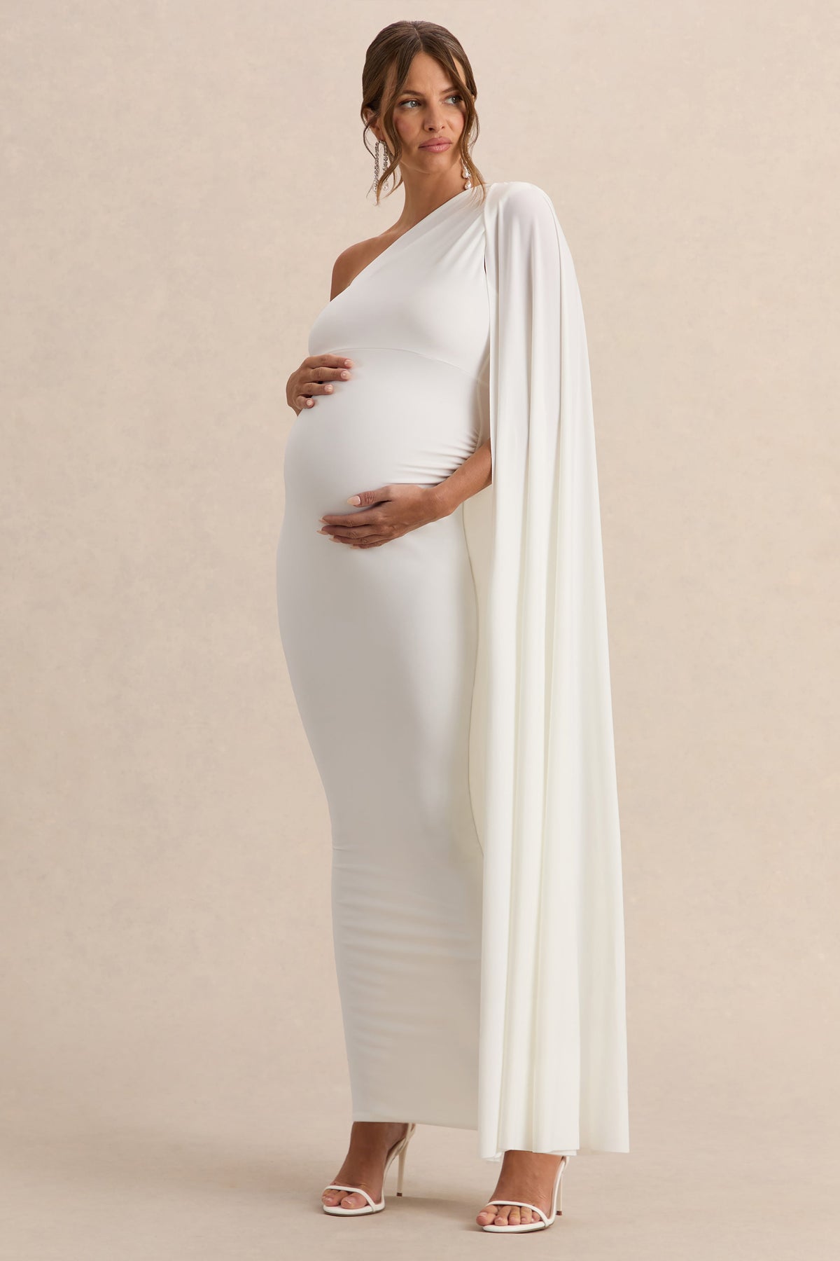 Amaryllis | Vestido Largo Blanco de premamá con una Manga y Capa