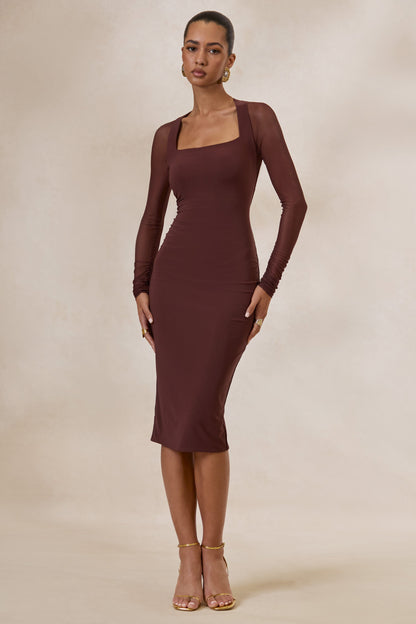 Off Track | Vestido midi ajustado marrón con mangas transparentes