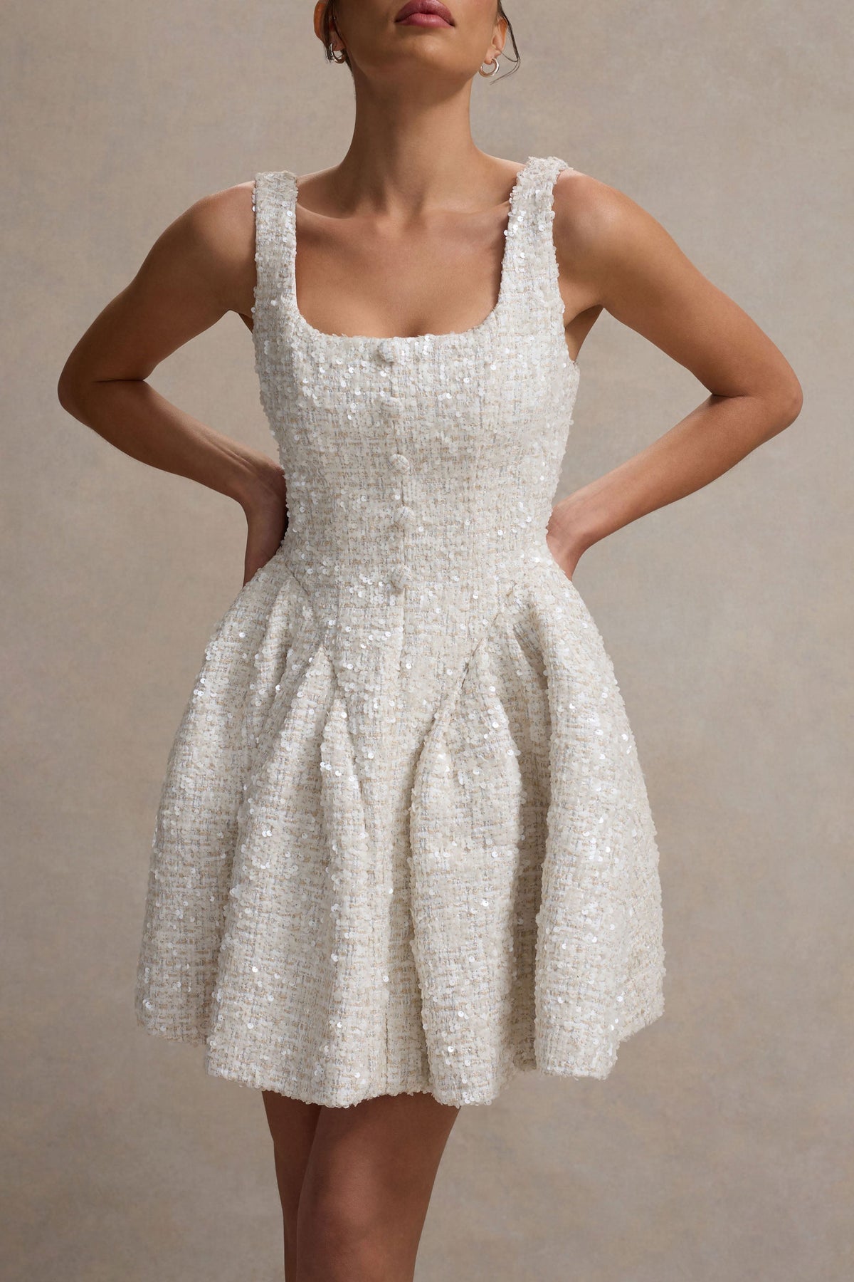 Sugar Plum | Vestido corto de bouclé con falda vaporosa y escote cuadrado