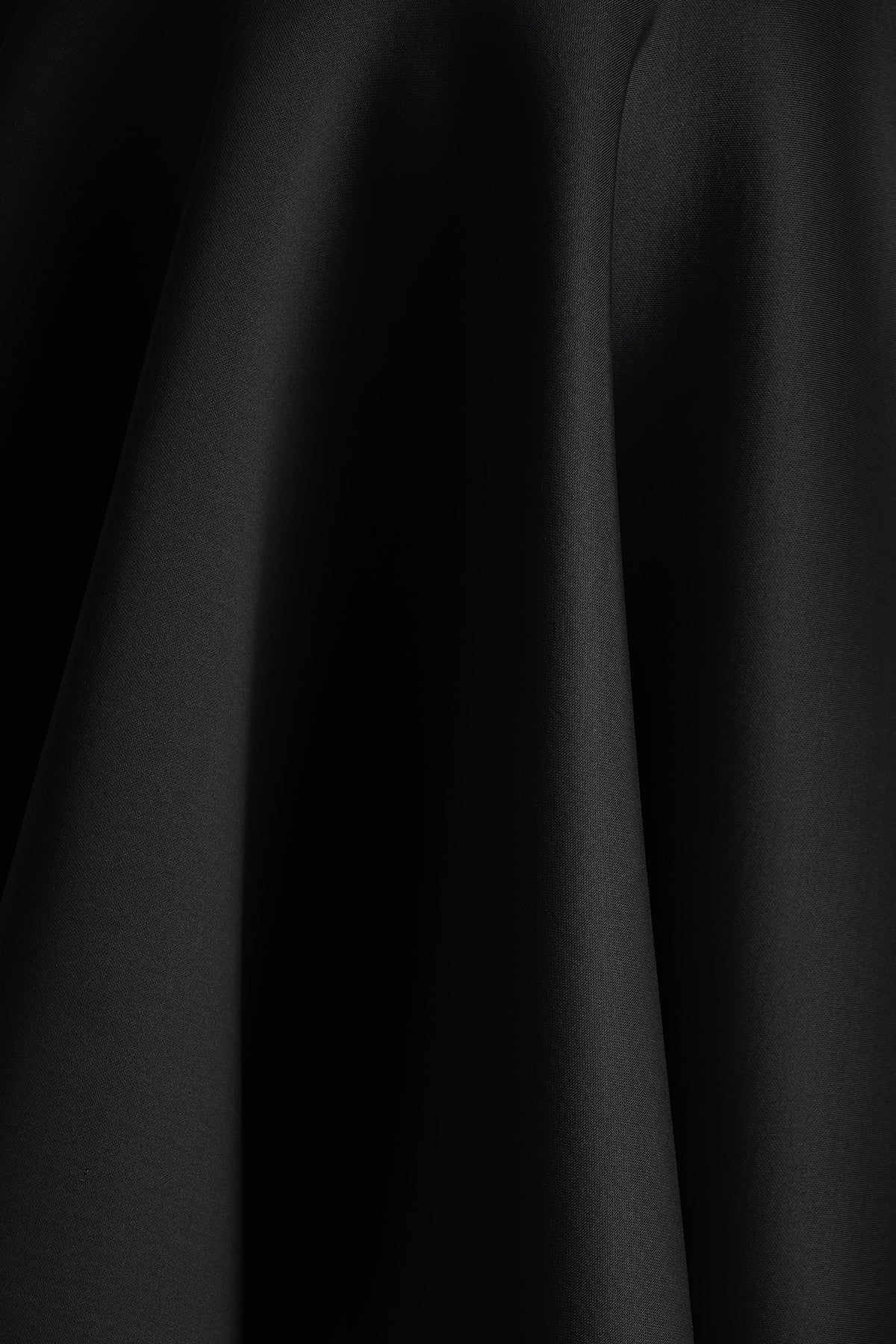 Peggy | Vestido Corto Negro Skater con Escote Halter