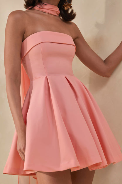 Bruna | Vestido corto rosa con escote palabra de honor y falda skater