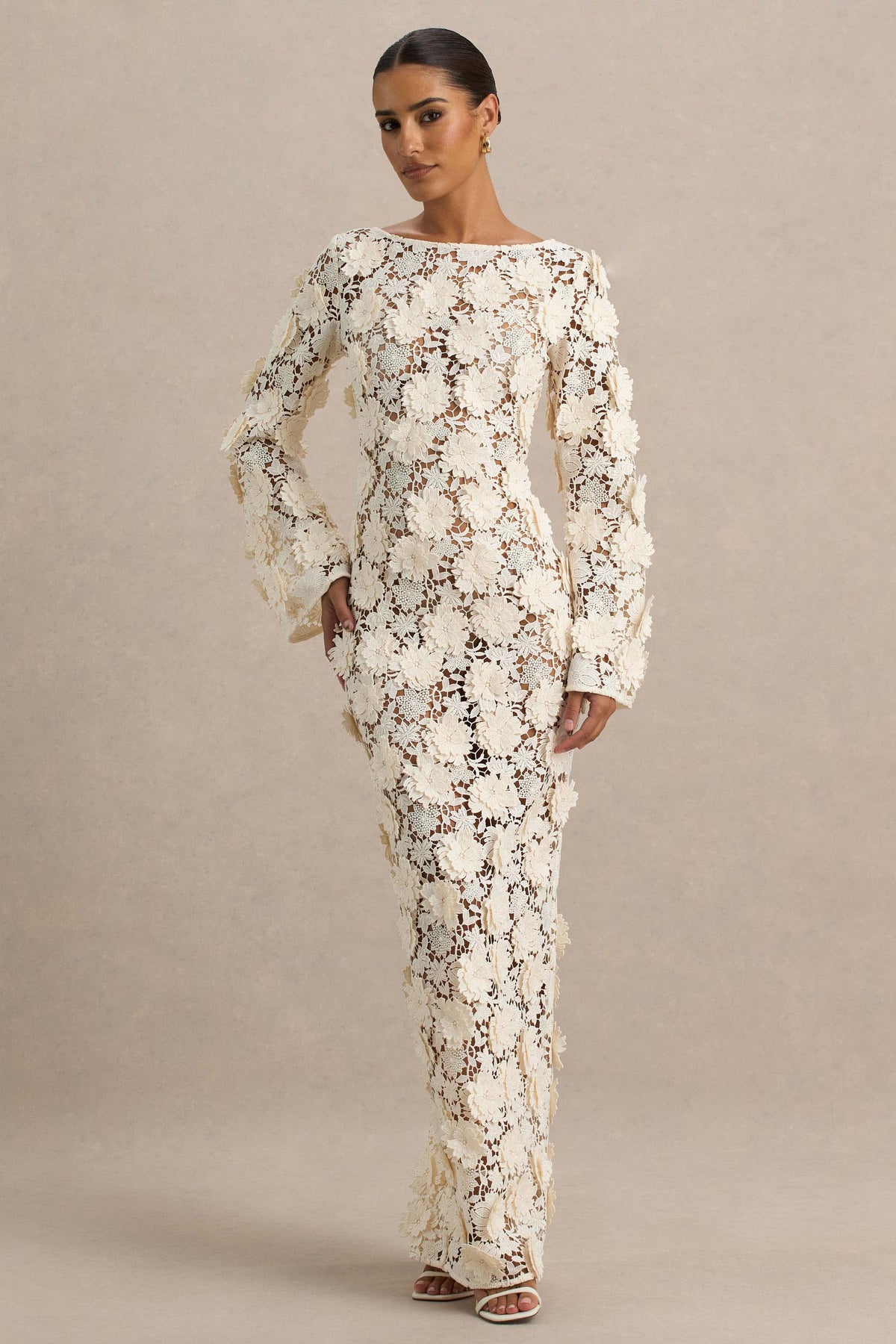 Viper |  Vestido largo de Encaje Crema con Mangas Largas