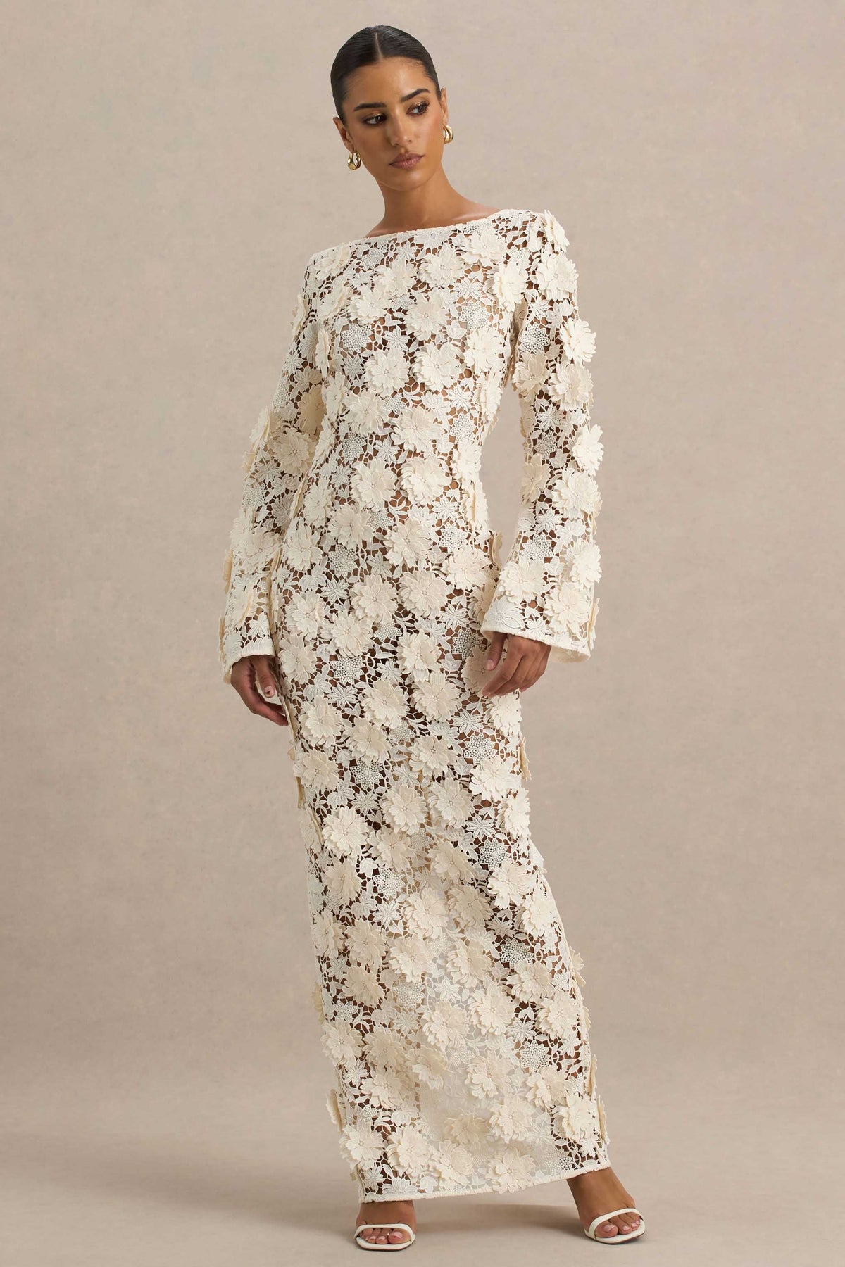 Viper |  Vestido largo de Encaje Crema con Mangas Largas