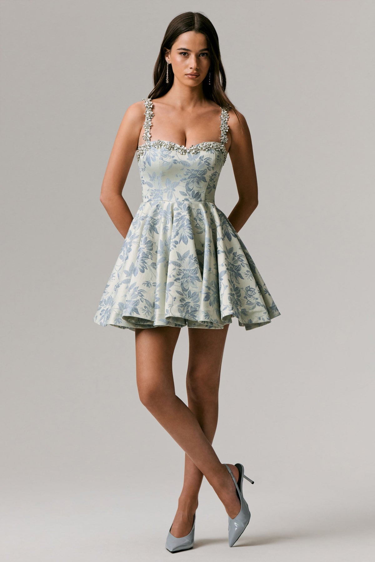 Seashell | Vestido corto skater de jacquard azul claro con escote corazón adornado