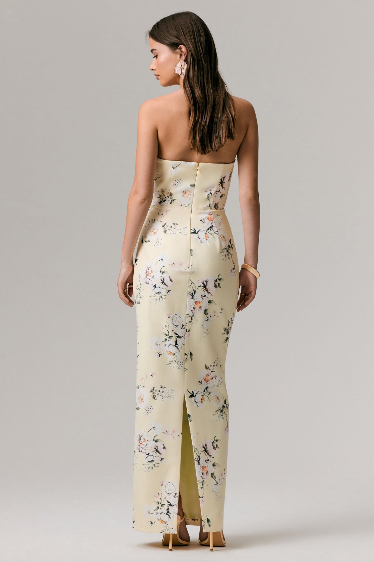 Fierce | Vestido Largo asimétrico con fruncidos y estampado limón