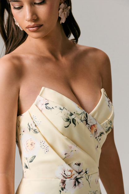 Fierce | Vestido Largo asimétrico con fruncidos y estampado limón