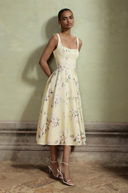 Lissa | Vestido midi con estampado floral y falda plisada