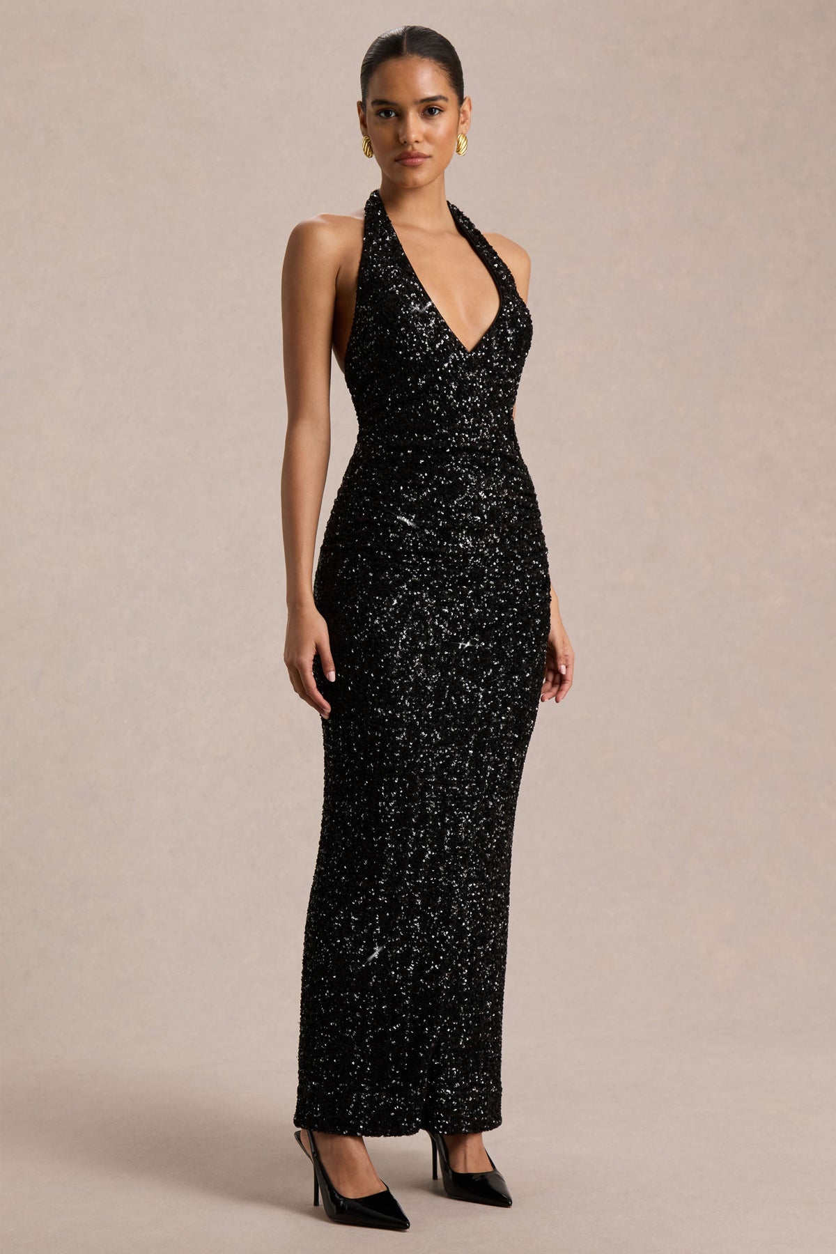 Gio | Vestido Midi de Lentejuelas Negras con Escote Pronunciado y Detalles Fruncidos