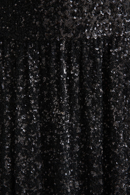 Allora | Vestido Largo negro de lentejuelas con escote bandeau y falda plisada