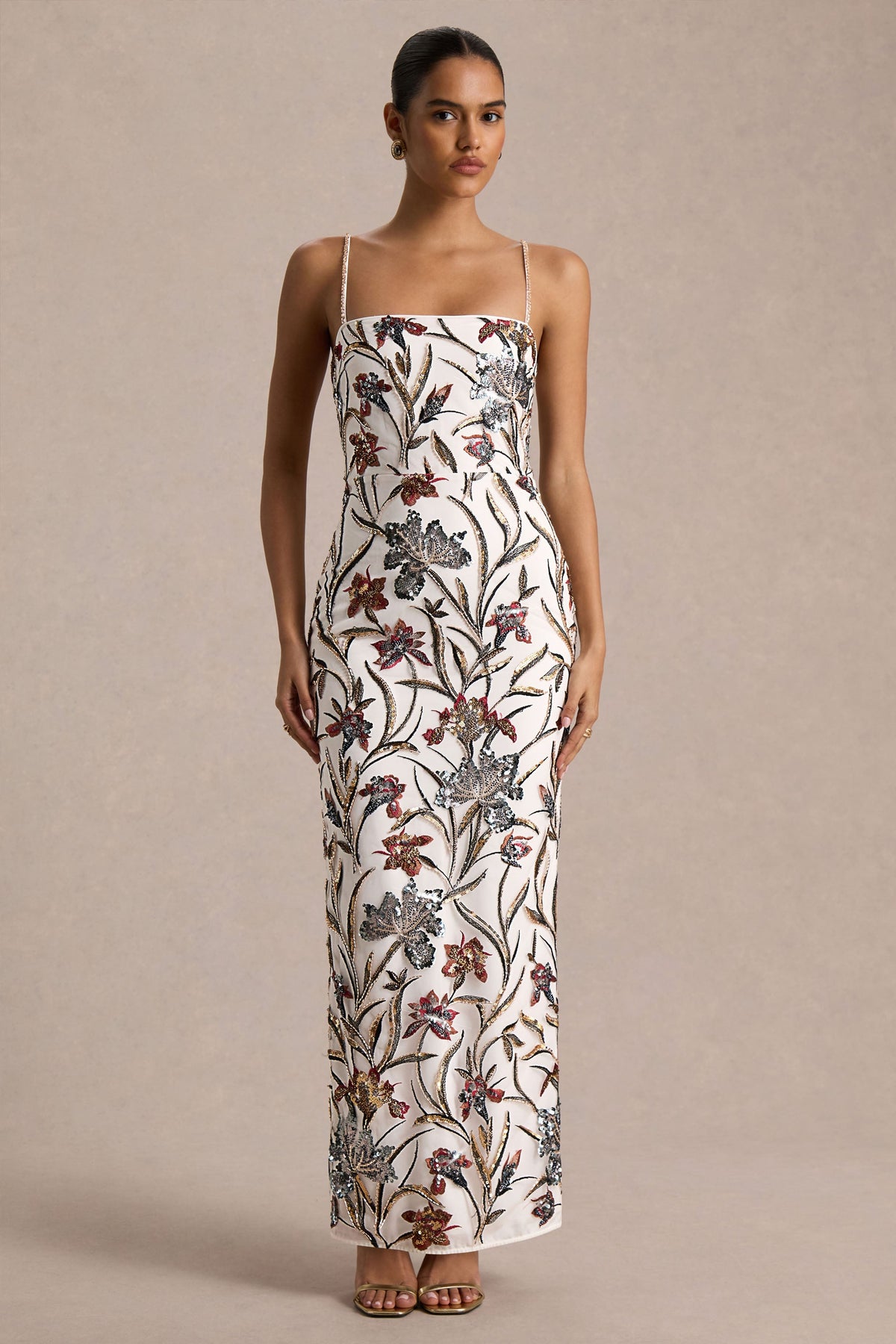 Kyle | Vestido Largo de Lentejuelas Crema con Adornos Florales y Escote Cuadrado