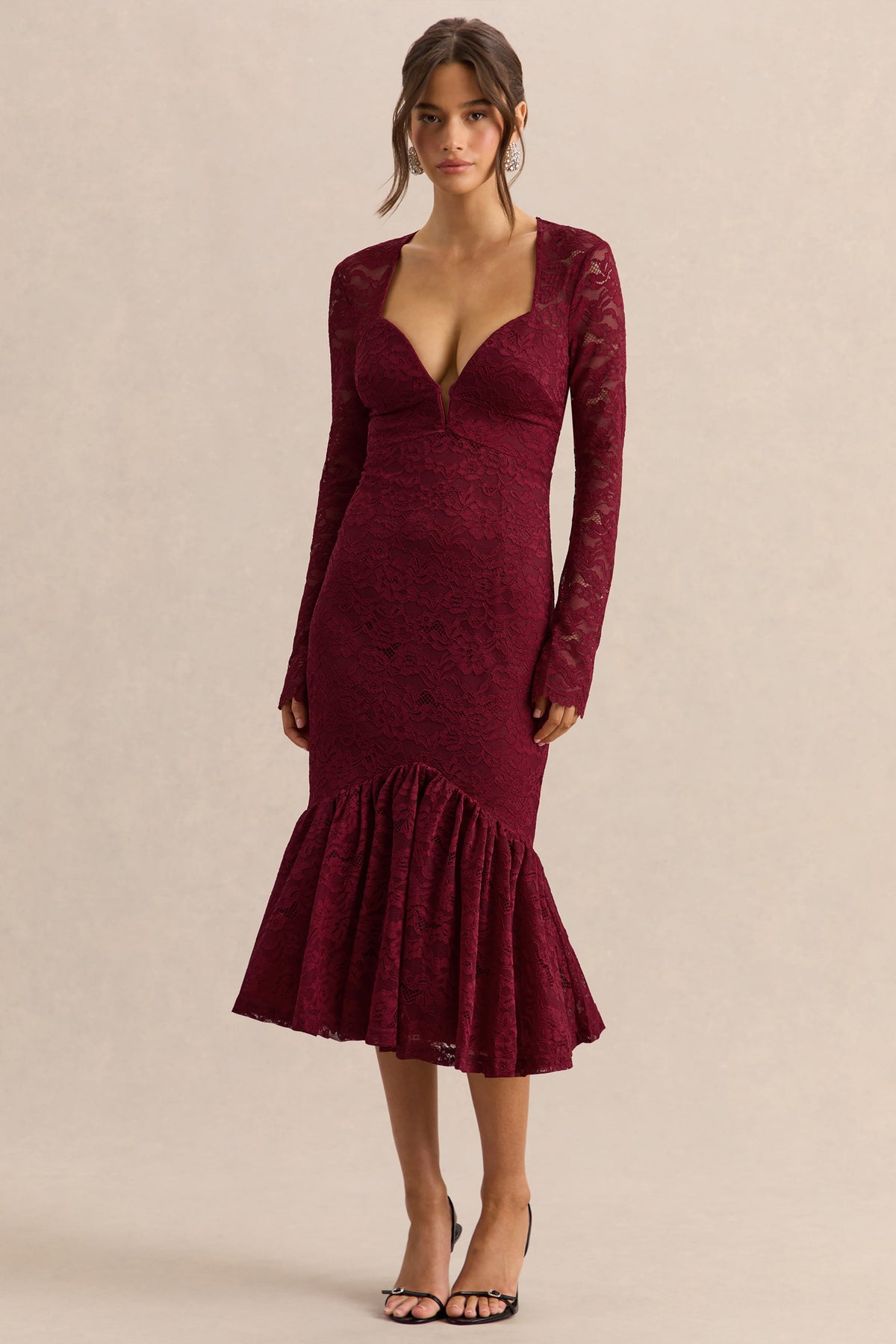 Camilly | Vestido Midi Sirena Burdeos de Encaje con Escote Profundo.