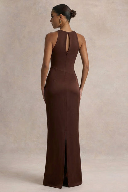 Akari | Vestido largo marrón con escote redondo y falda de satén