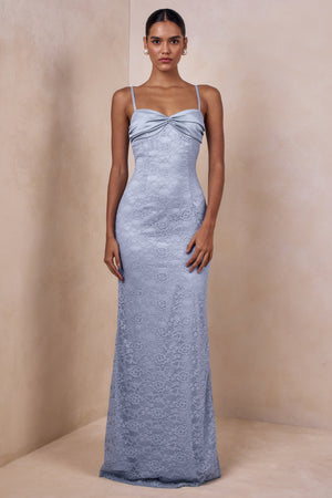 Juana | Vestido Largo De Encaje Y Satén Azul Polvo Con Escote Corazón