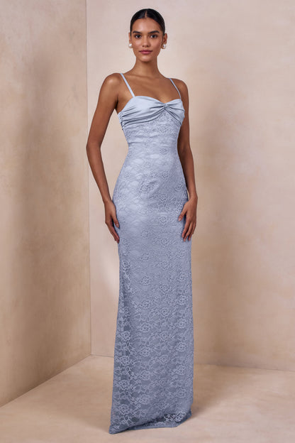 Juana | Vestido Largo De Encaje Y Satén Azul Polvo Con Escote Corazón