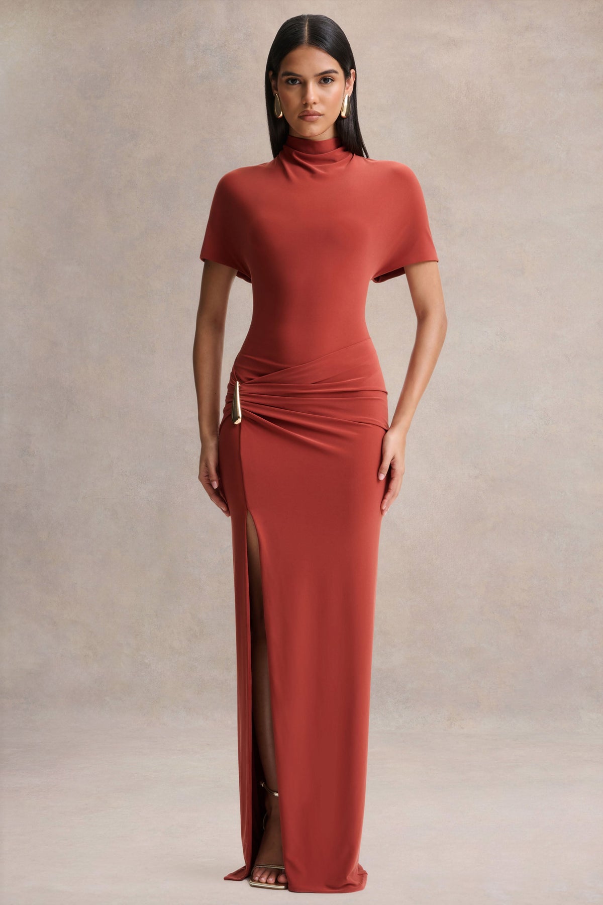 Arlena | Vestido Largo Óxido de Cuello Alto con Detalle Envolvente