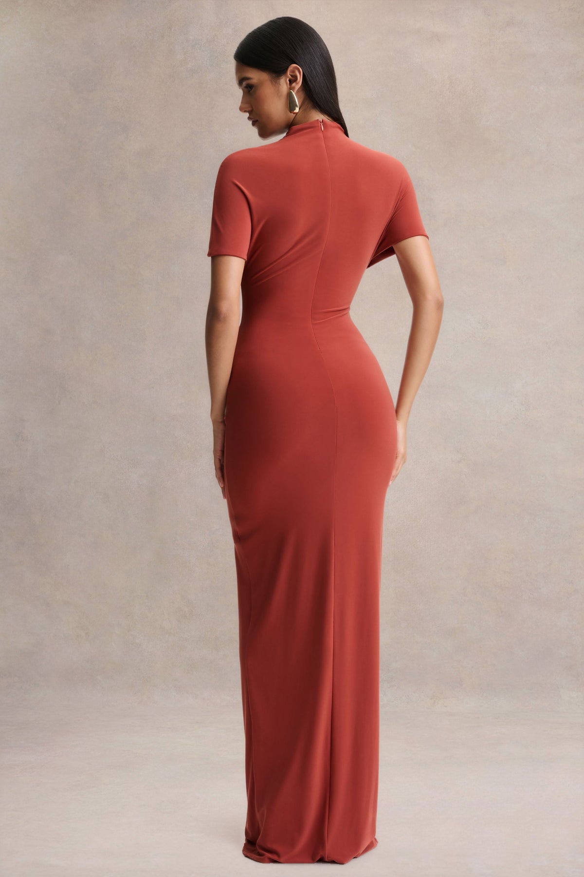 Arlena | Vestido Largo Óxido de Cuello Alto con Detalle Envolvente