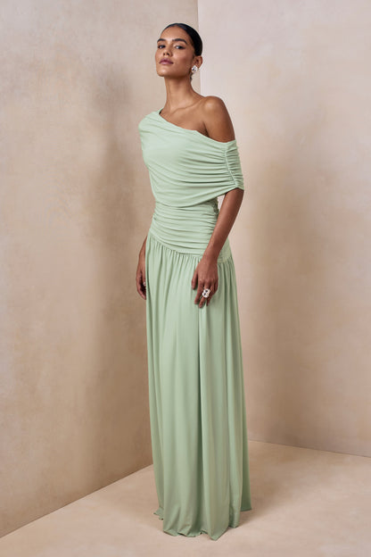 Emberly | Vestido largo verde con escote asimétrico y cintura caída