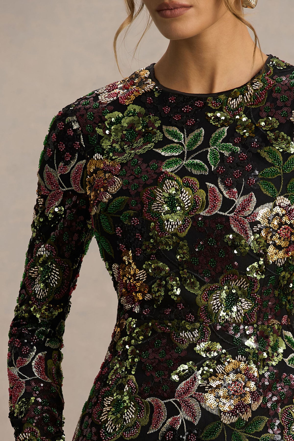 Moonlit | Vestido Corto de Malla con Lentejuelas y Cuello Redondo