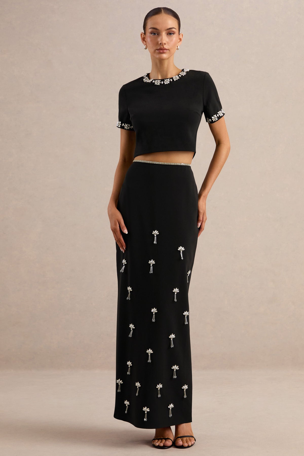 Salma | Top negro con detalles ornamentados