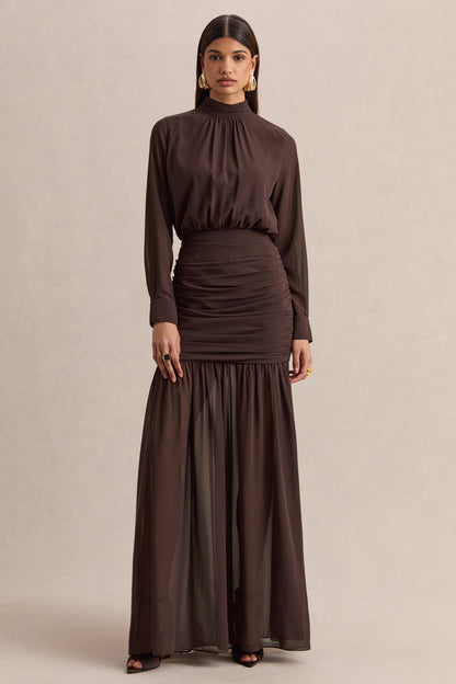Zella | Vestido Largo Marrón Con Cuello Alto Y Falda Translúcida