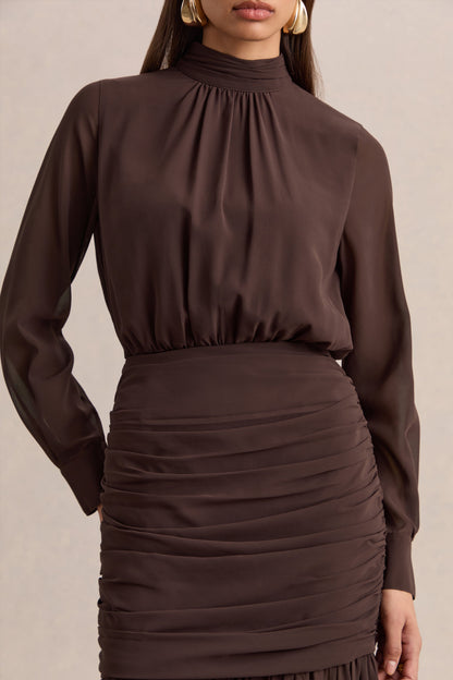 Zella | Vestido Largo Marrón Con Cuello Alto Y Falda Translúcida