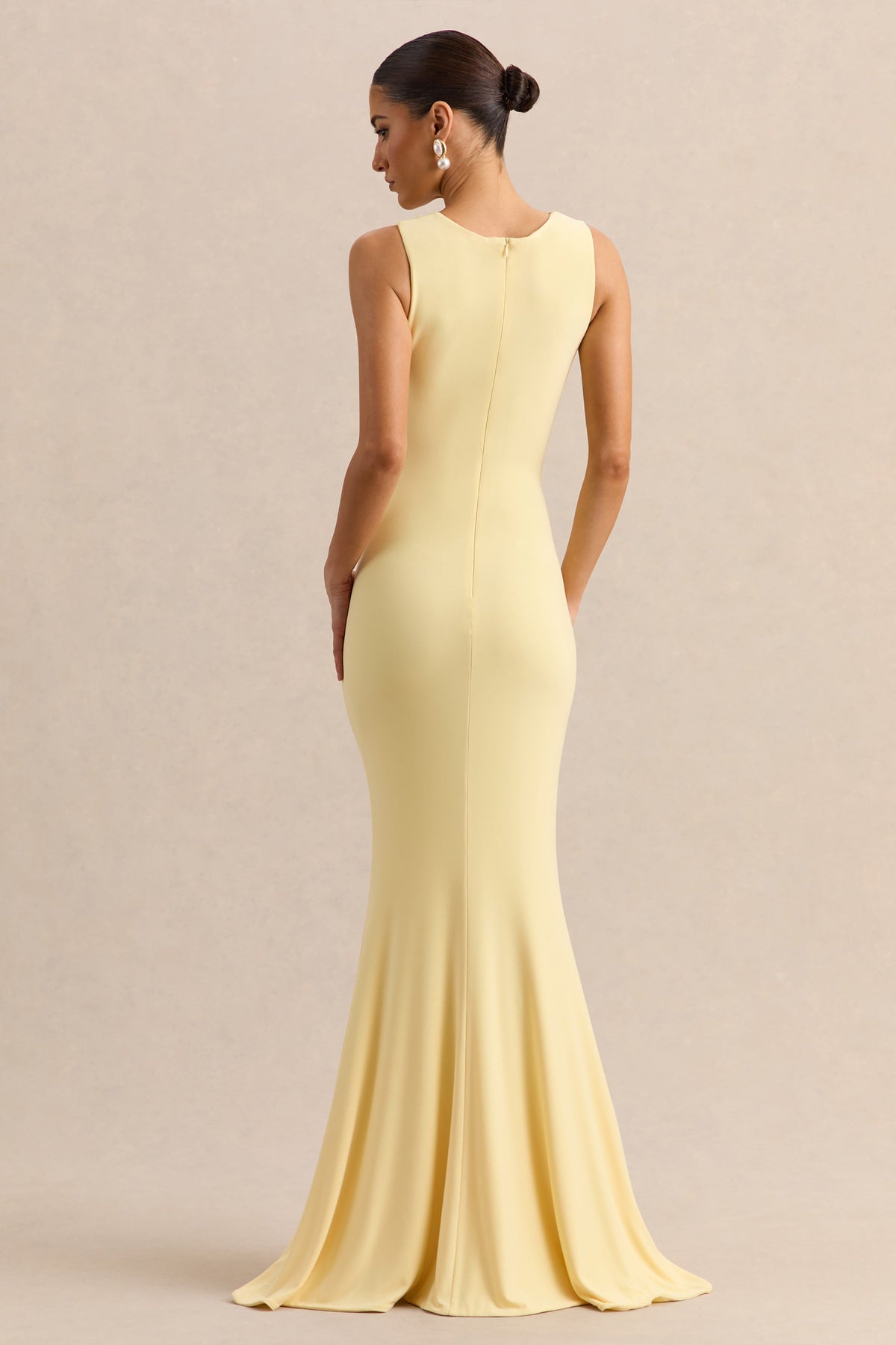 Holly | Vestido Largo Limón de Escote Pronunciado con Detalle de Torsión