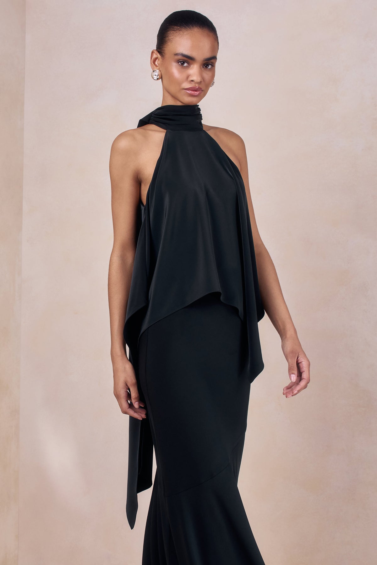 Sancelle | Negro Satén Cuello Halter Top
