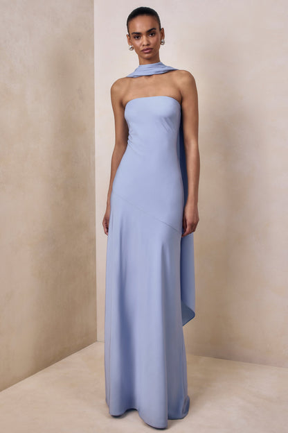 Charly | Vestido Largo Bandeau de Satén Azul pastel con Detalle de Bufanda