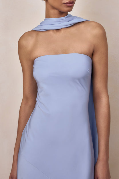 Charly | Vestido Largo Bandeau de Satén Azul pastel con Detalle de Bufanda