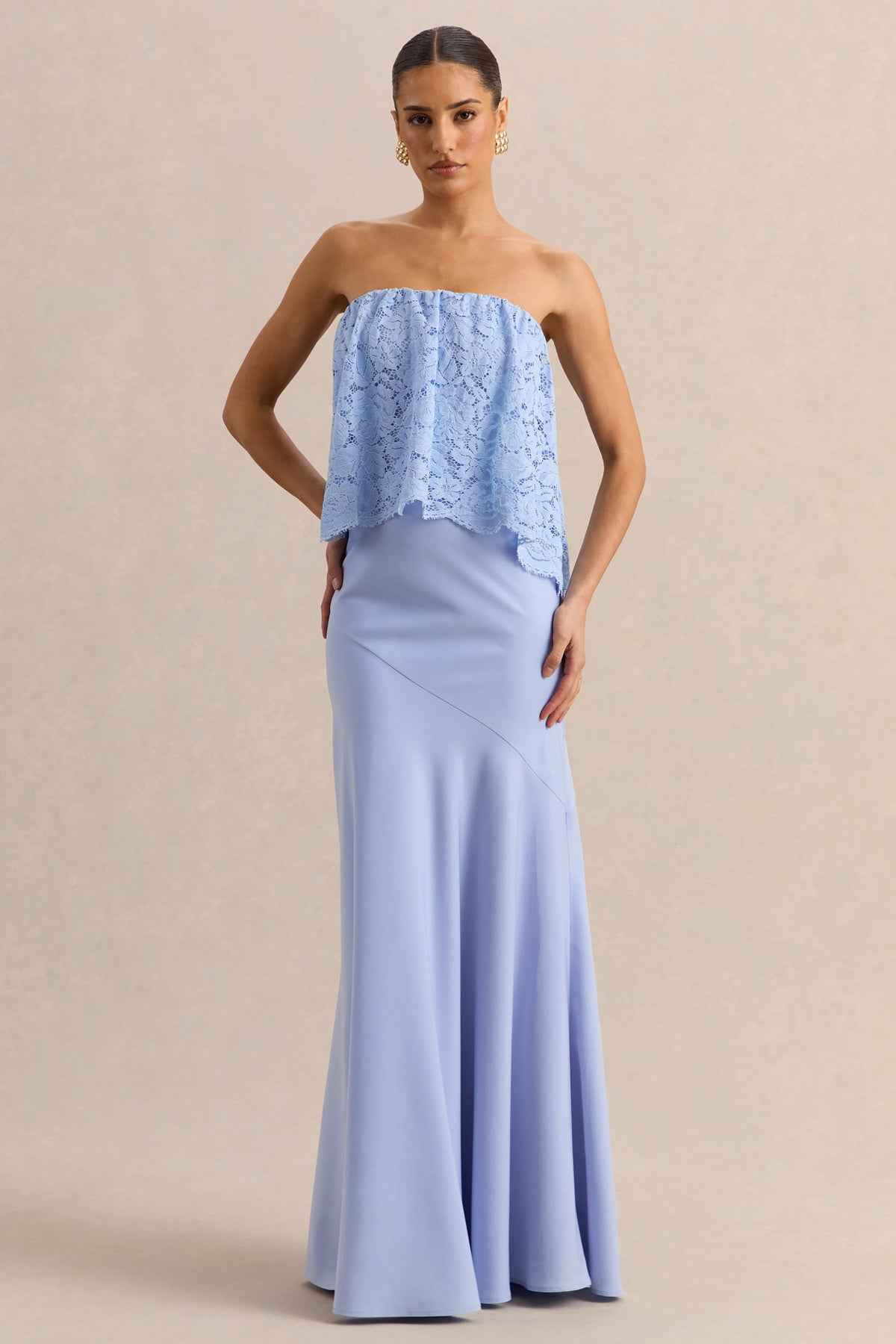 Clemency | Azul Celeste Encaje y Satén Bandeau Vestido Largo