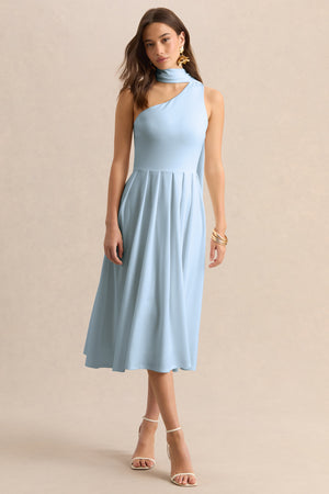 Odette | Vestido Midi Azul Polvo Con Escote Asimétrico Y Bufanda