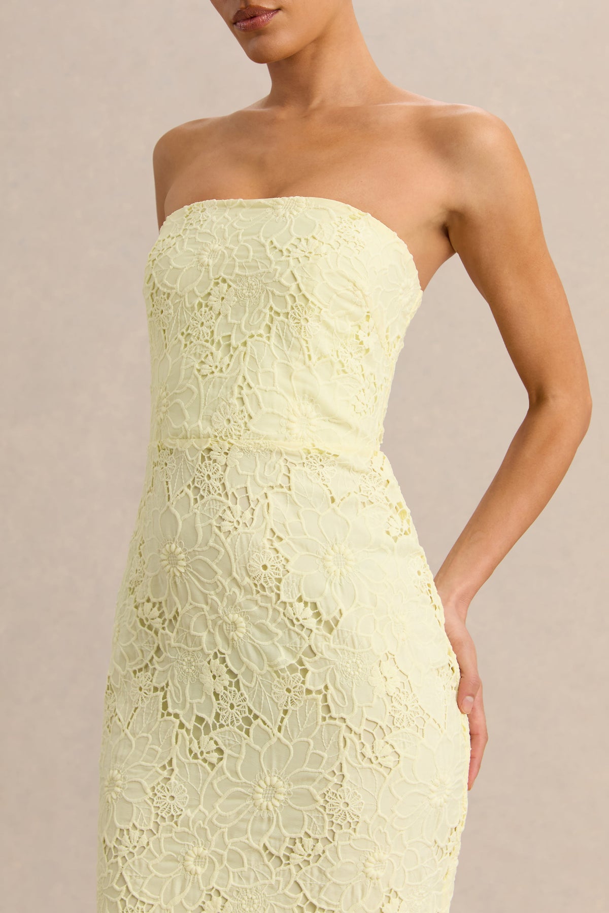 Suzie | Vestido Largo Limón de Encaje Bandeau