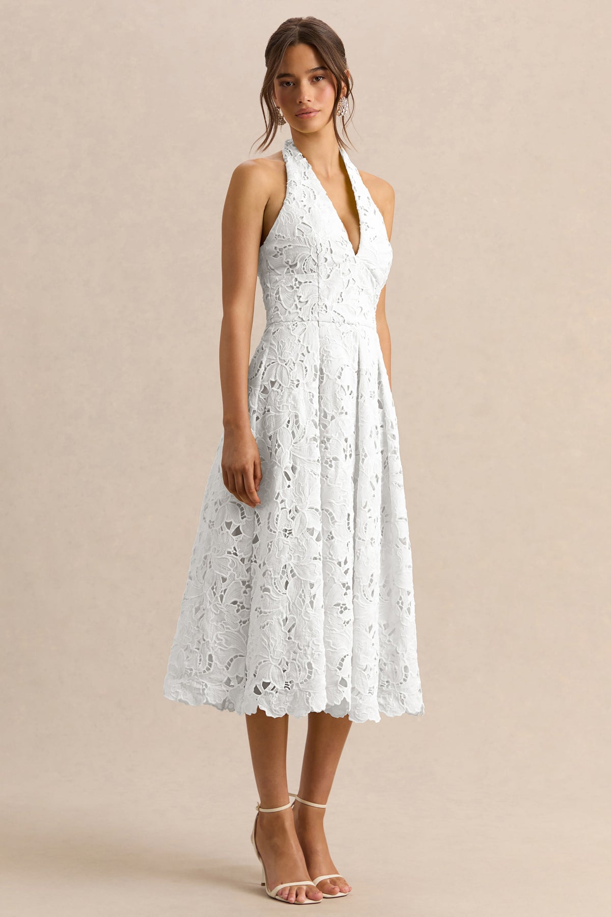 Maribel | Vestido Midi Blanco De Encaje Con Escote Pronunciado