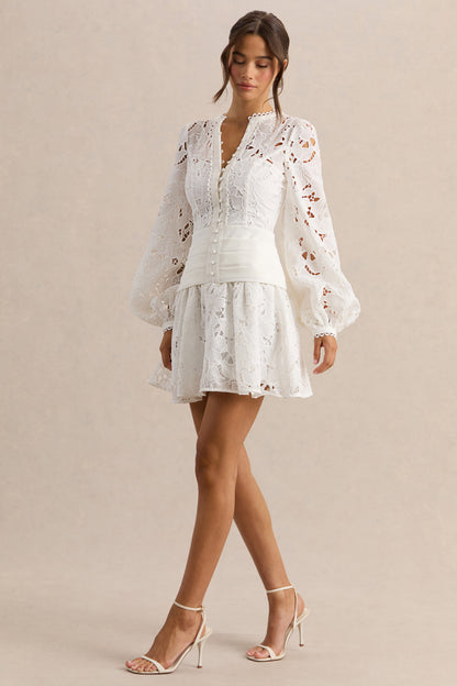 Helena | Vestido Corto Blanco De Cuello Redondo Con Manga Abullonada Y Falda Plisada