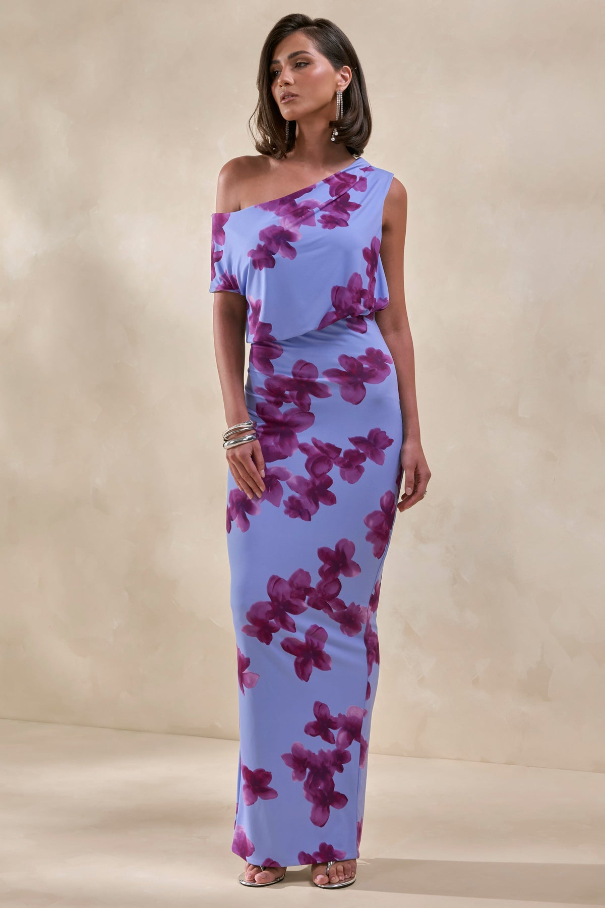 Louisa | Vestido Largo Con Estampado Floral Difuminado Y Escote Asimétrico