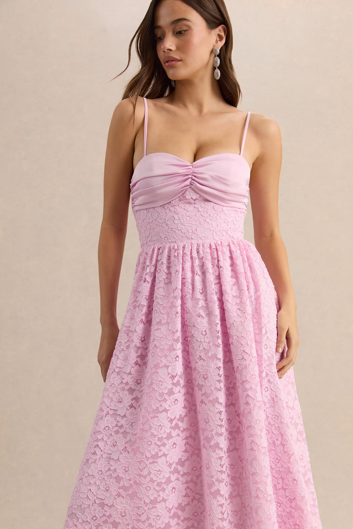 Gloriana | Rosa Encaje Escote Corazón Vestido Midi