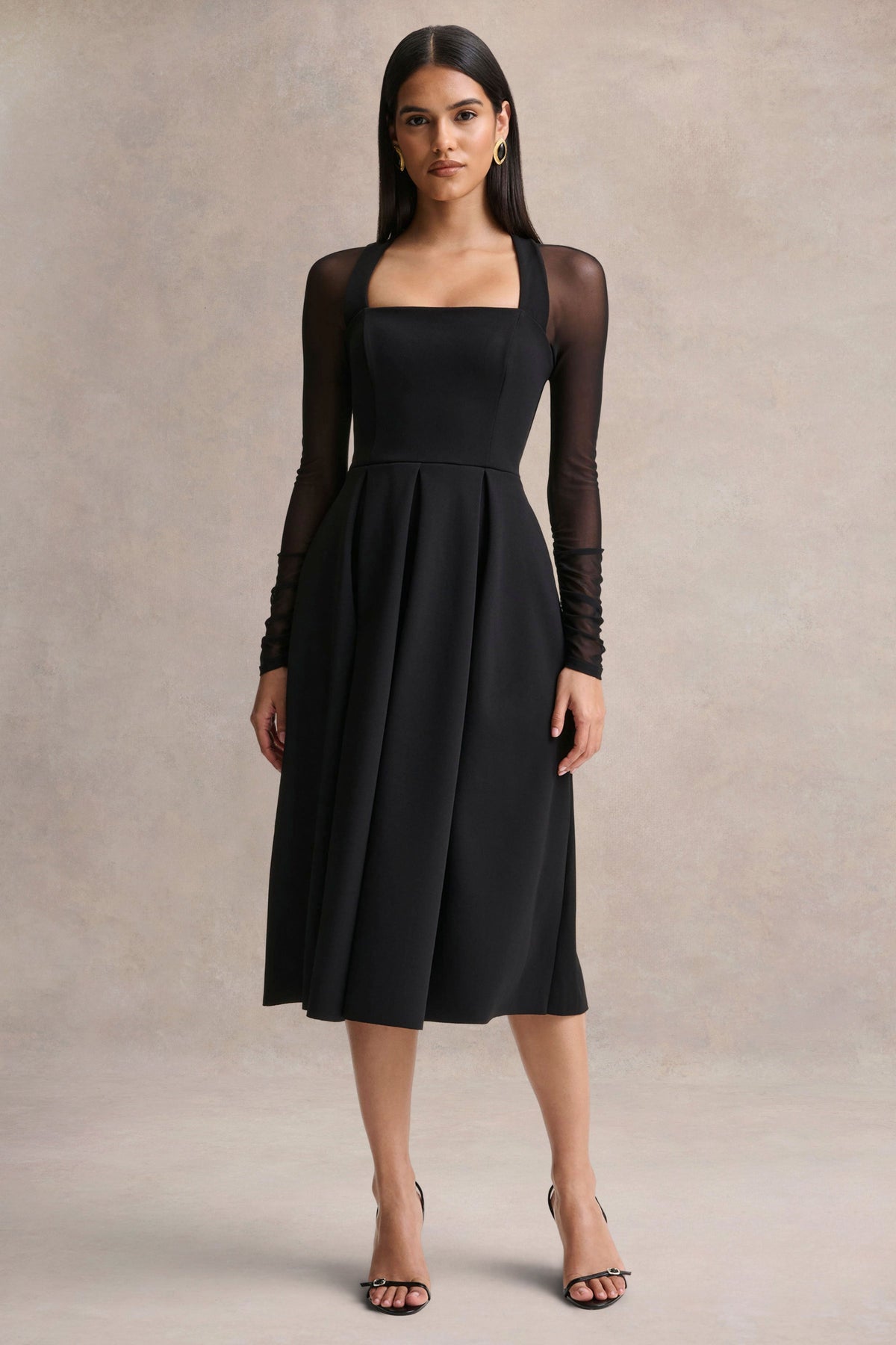 Melinda | Vestido midi negro de cuello cuadrado con detalles de malla