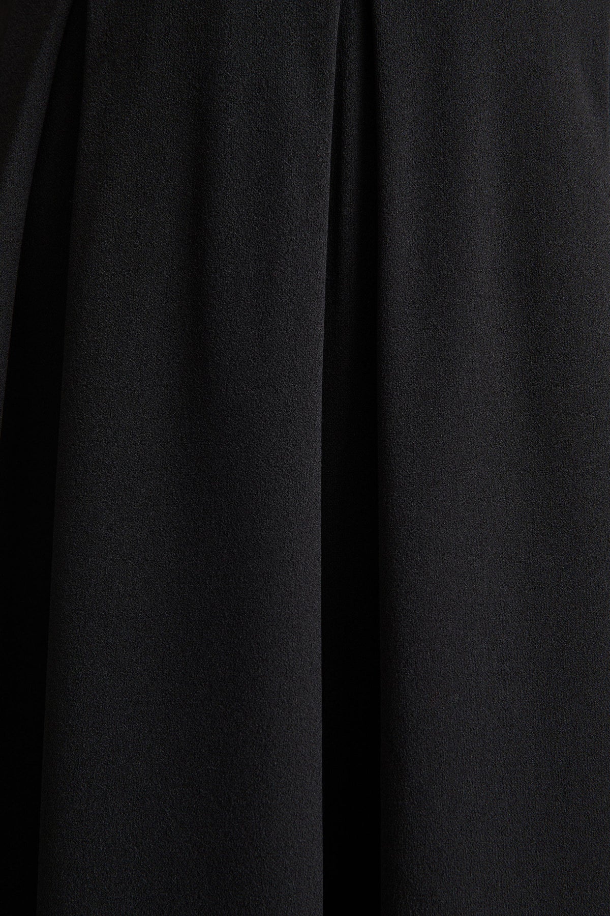 Rhode | Vestido midi negro con escote halter