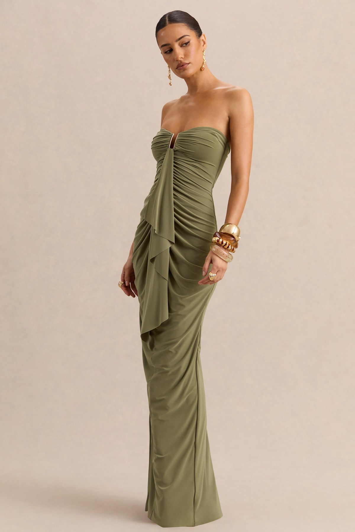 Chloe | Vestido Largo Verde Oliva Bandeau Con Detalle De Volantes