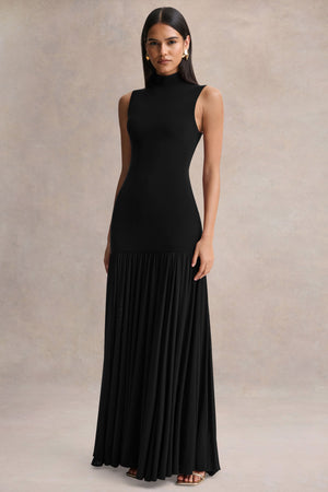 Gigi | Vestido Largo Negro de Cuello Alto, Cintura Caída y Falda Transparente